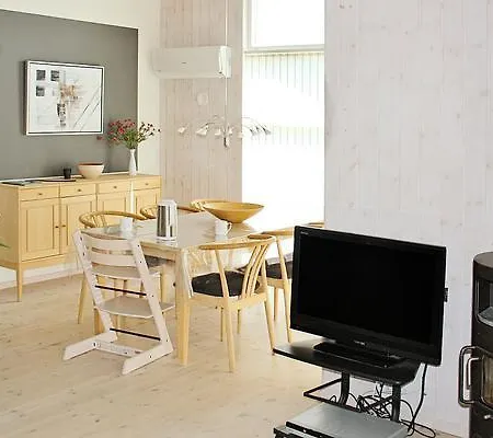 Three-bedroom Holiday In Stevns 3 Vakantiehuis *